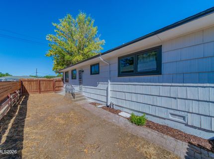 934 Pyramid Way, Sparks, NV 89431 Photo