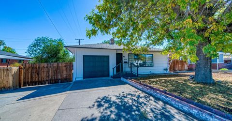 934 Pyramid Way, Sparks, NV 89431 Photo