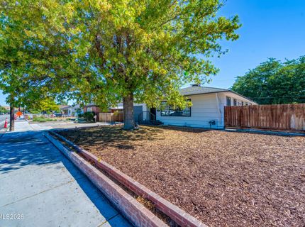 934 Pyramid Way, Sparks, NV 89431 Photo