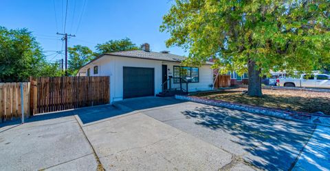 934 Pyramid Way, Sparks, NV 89431 Photo