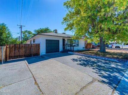 934 Pyramid Way, Sparks, NV 89431 Photo