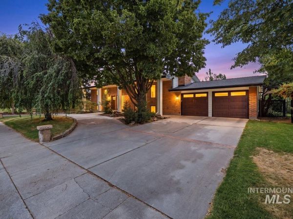 5203 N Sorrento Dr, Boise, ID 83704