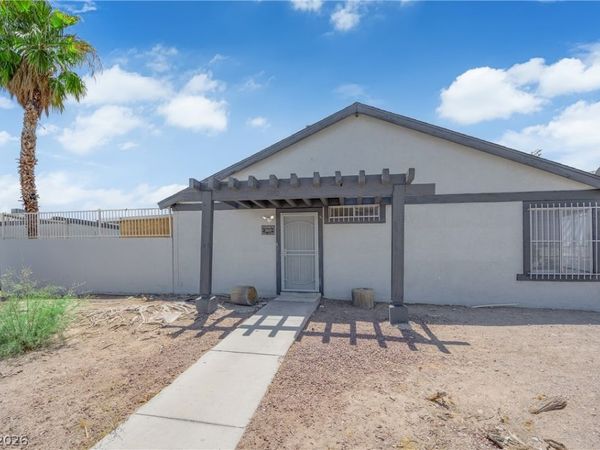 3100 Chadford Place , Las Vegas, NV 89102