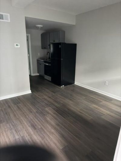 143 St Philip Street Photo 4