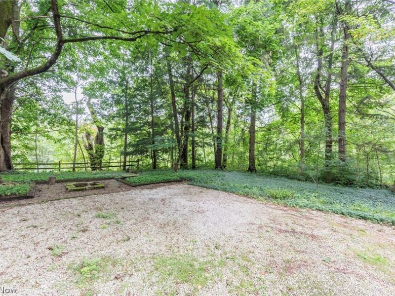 2085 Stine Road, Peninsula, OH 44264 Photo 42