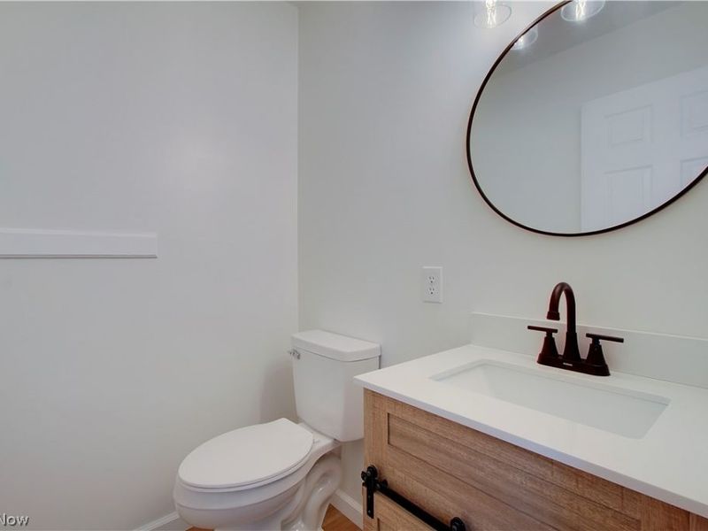 330 S Liberty Avenue, Alliance, OH 44601 Photo 16