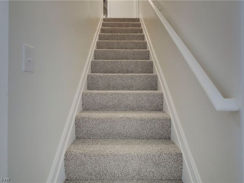 330 S Liberty Avenue, Alliance, OH 44601 Photo 17