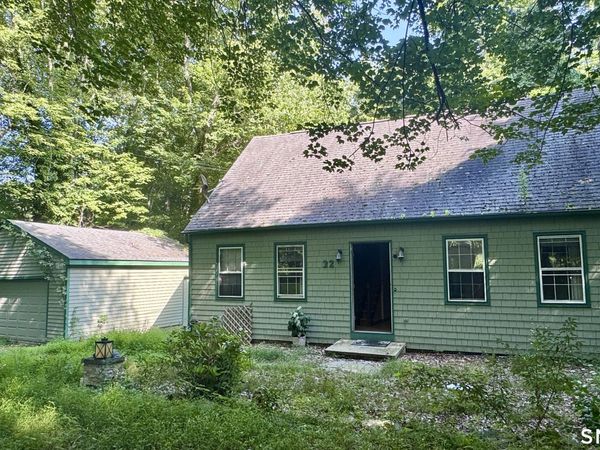 32 Old, Clinton, CT 06413