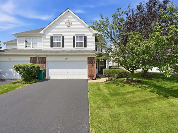 905 Bluebell Circle, Joliet, IL 60431