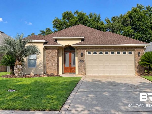 135 Lagoon Drive, Gulf Shores, AL 36542