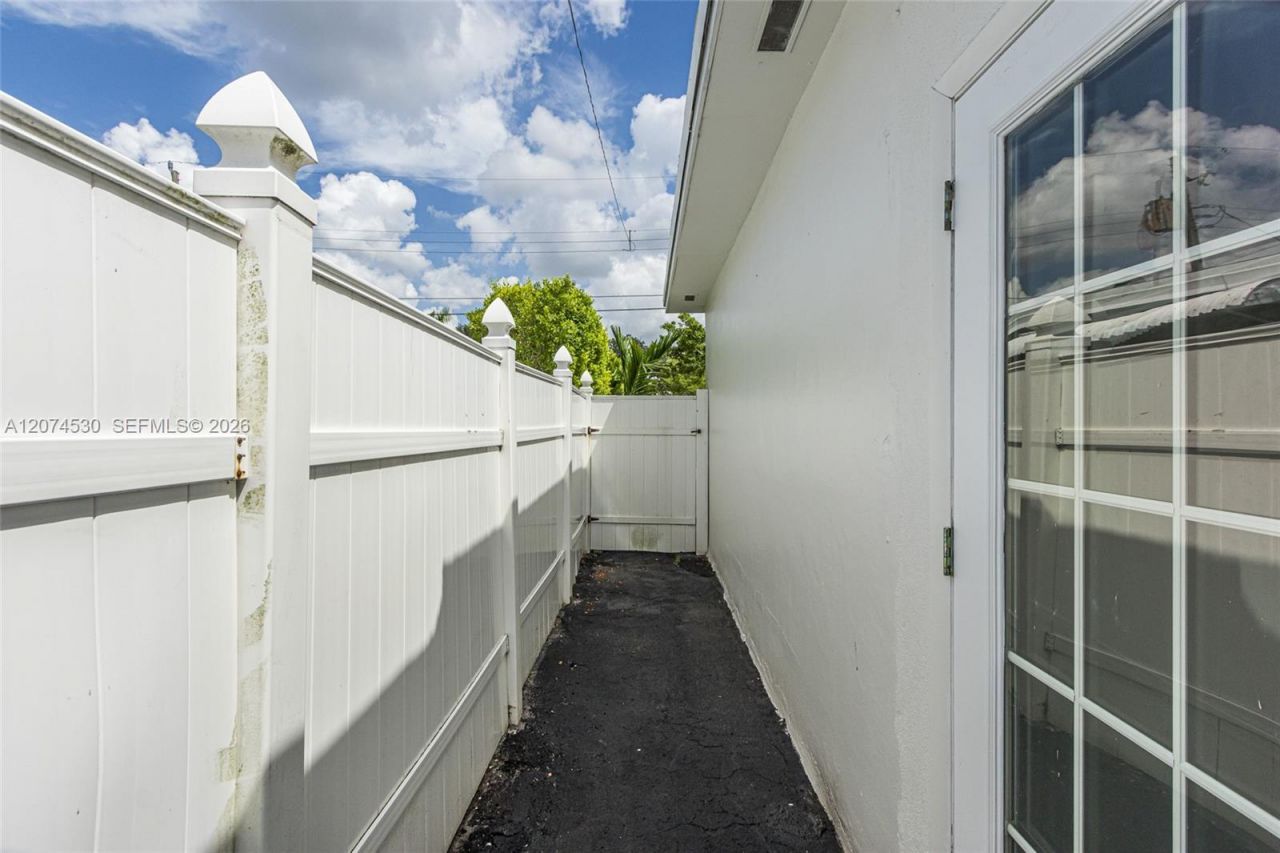 3513 Polk St, Hollywood, FL 33021 Photo