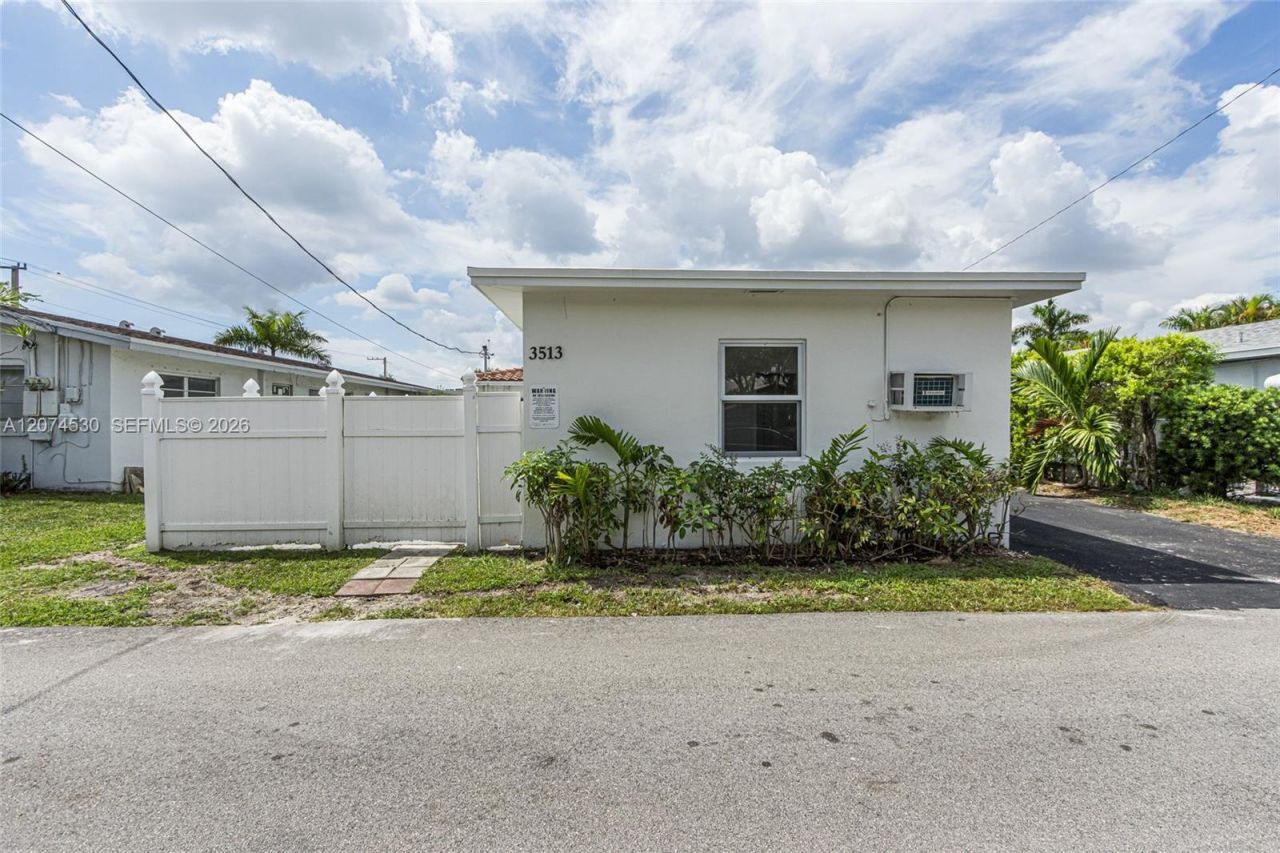 3513 Polk St, Hollywood, FL 33021 Photo
