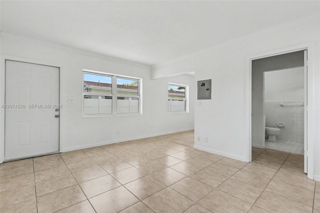 3513 Polk St, Hollywood, FL 33021 Photo
