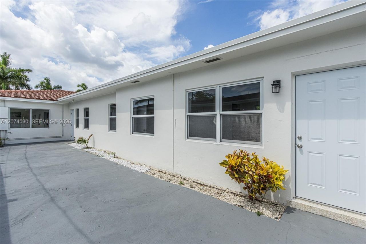 3513 Polk St, Hollywood, FL 33021 Photo