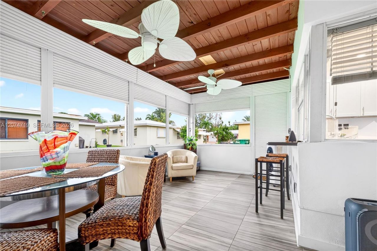 5721 NW 64th Way, Tamarac, FL 33321 Photo