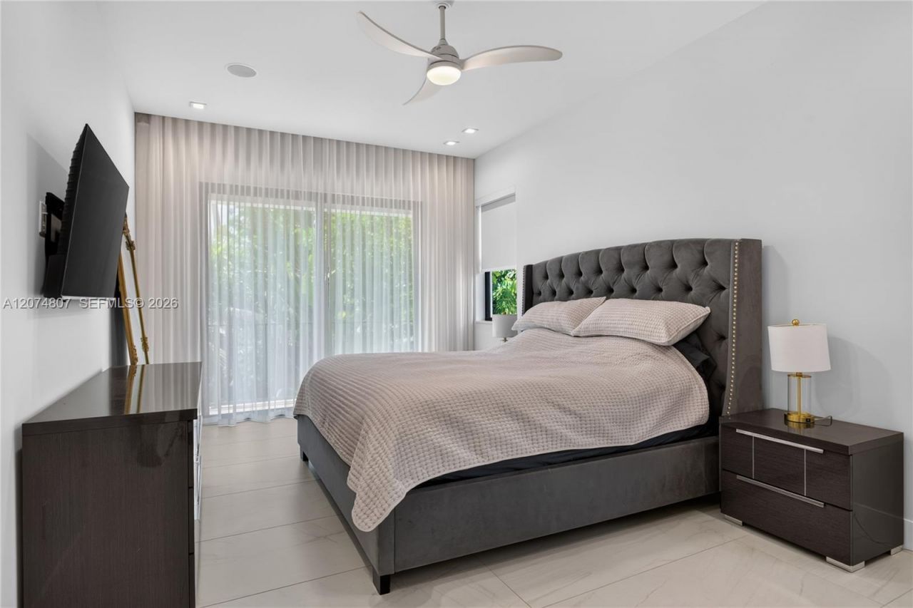 1404 NE 5th Street, Fort Lauderdale, FL 33301 Photo