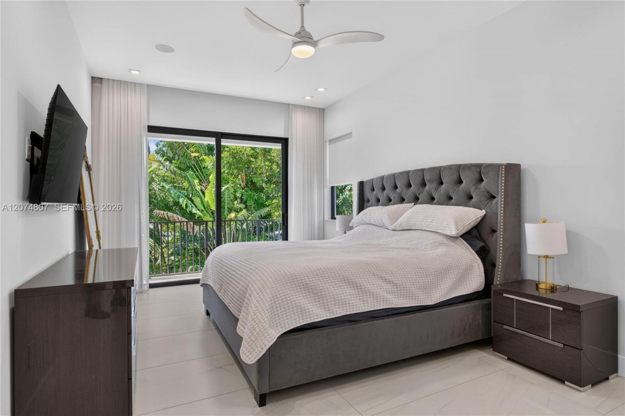 1404 NE 5th Street, Fort Lauderdale, FL 33301 Photo