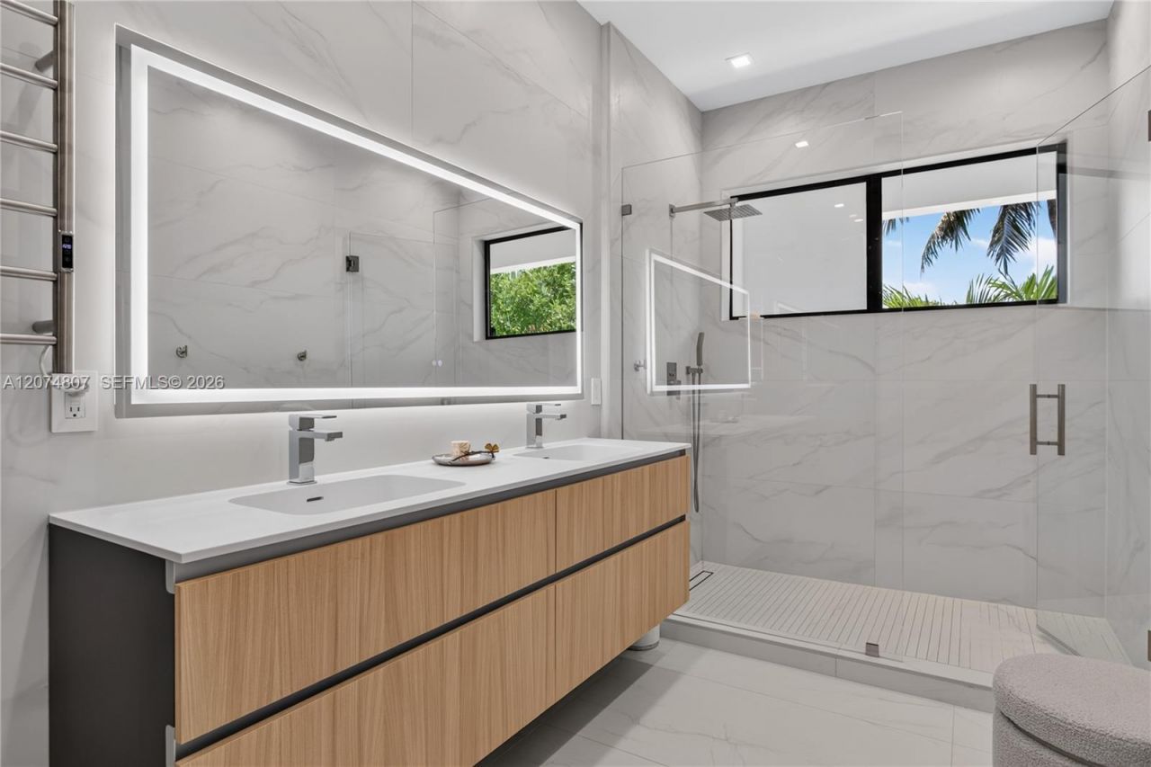 1404 NE 5th Street, Fort Lauderdale, FL 33301 Photo