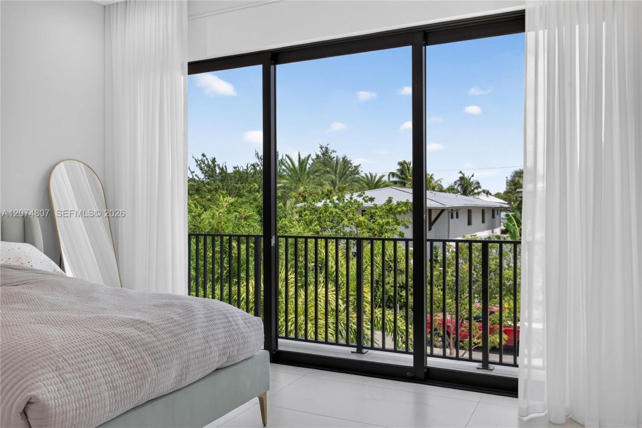 1404 NE 5th Street, Fort Lauderdale, FL 33301 Photo