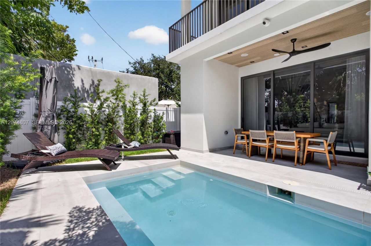 1404 NE 5th Street, Fort Lauderdale, FL 33301 Photo