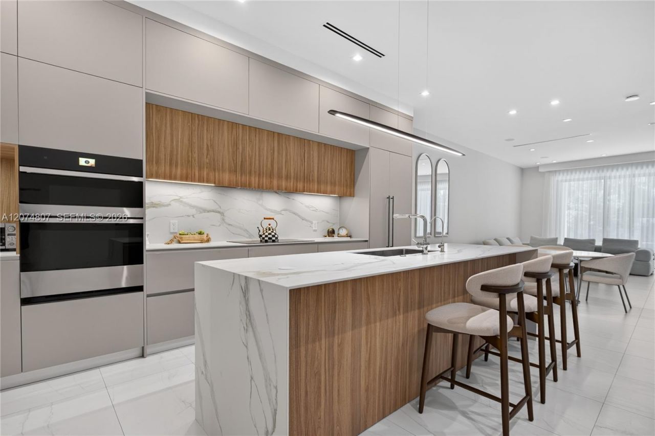 1404 NE 5th Street, Fort Lauderdale, FL 33301 Photo