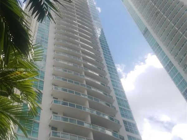 Unit 3201, Miami, FL 33131