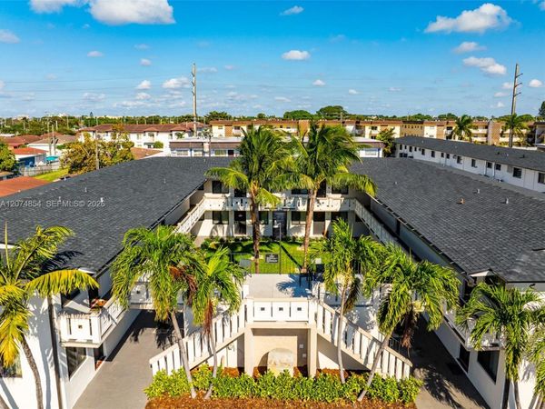 1345 W 28th St , Unit 17, Hialeah, FL 33010