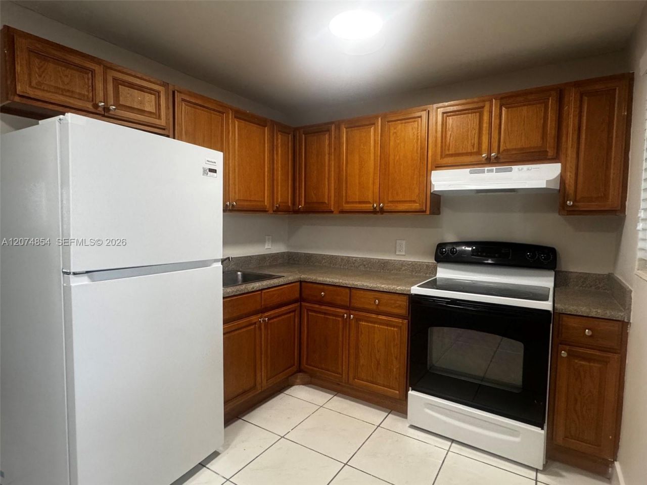 1345 W 28th St , Unit 17, Hialeah, FL 33010 Photo