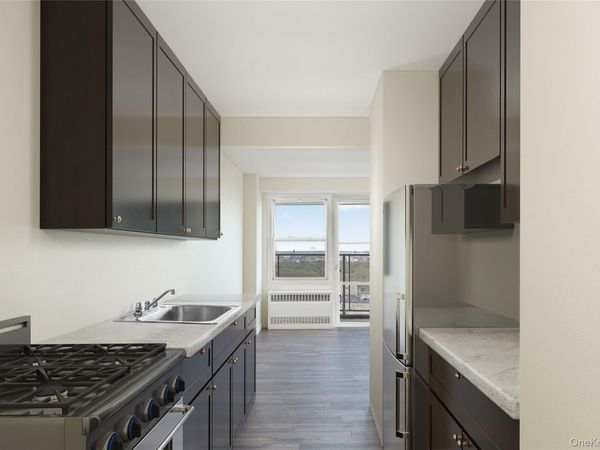 2550 Olinville Avenue , Unit 14E, Bronx, NY 10467