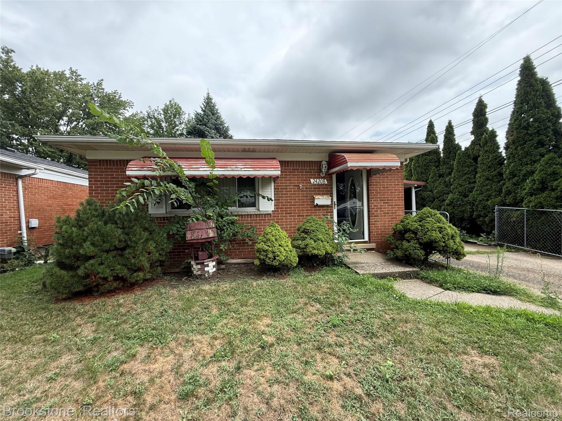 24208 Lauren Avenue, Warren, Mi 48089 Main Photo