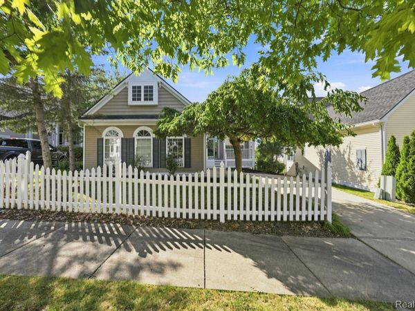 1200 Portsmouth Drive, Marion Township, Mi 48843
