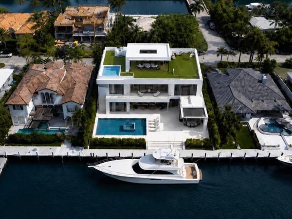 2542 LUCILLE Drive, Fort Lauderdale, FL 33316