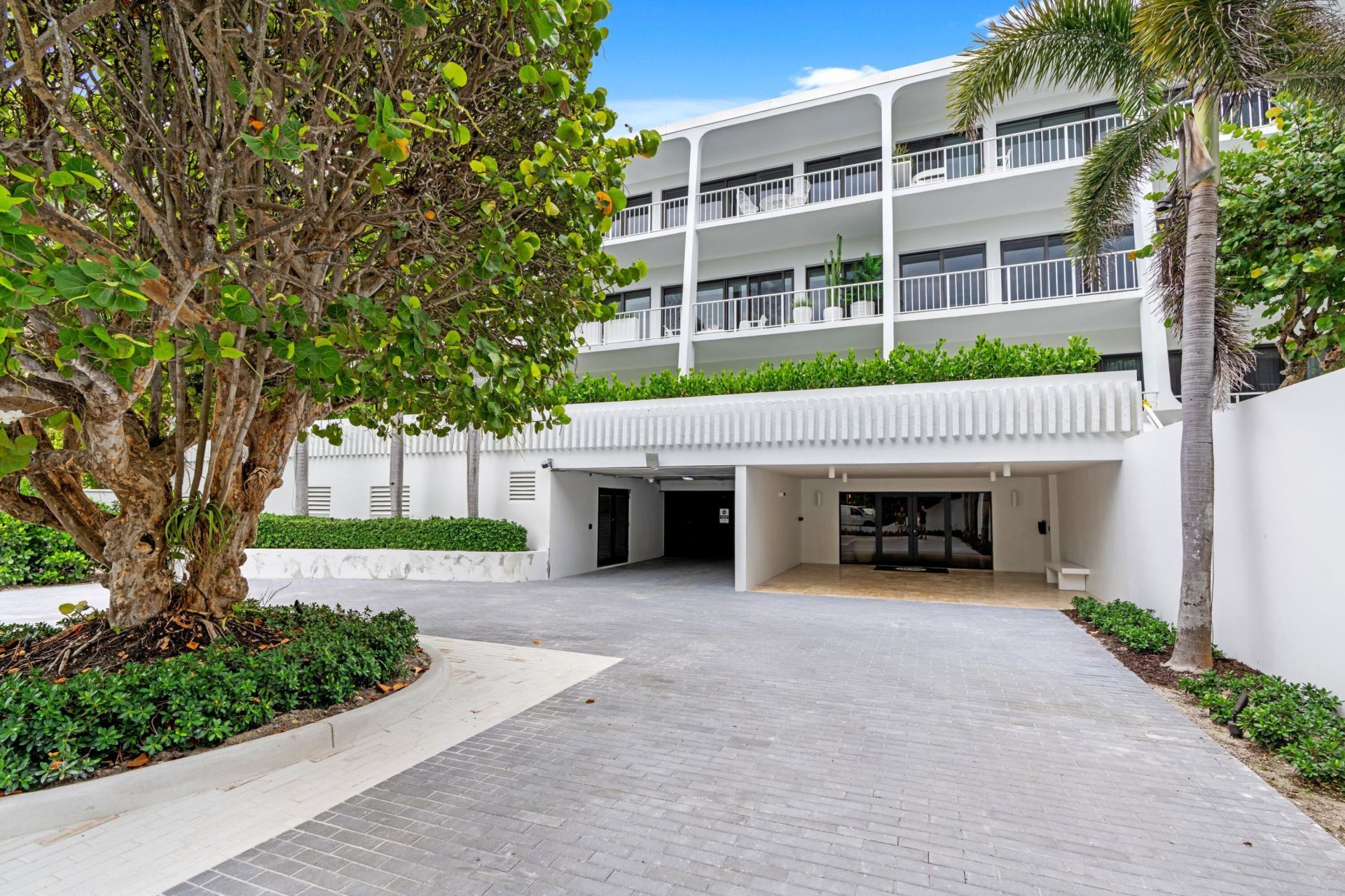 2275 S Ocean Boulevard, Unit 201n, Palm Beach, FL 33480 Photo