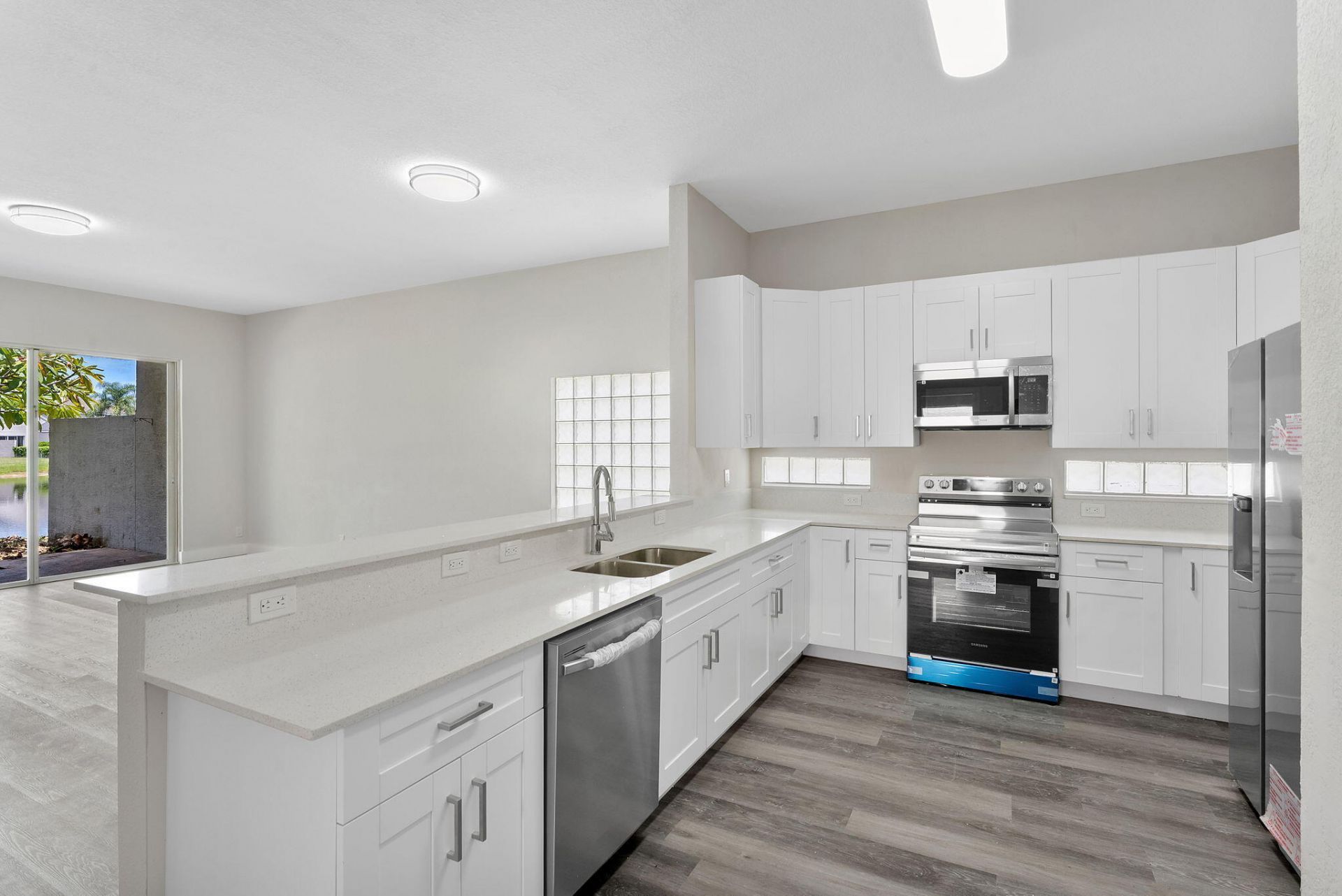 120 Hamilton Terrace, Royal Palm Beach, FL 33414 Photo