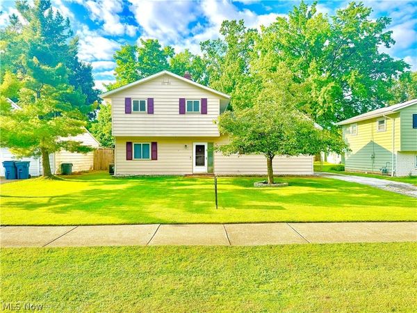38102 Parkway Boulevard, Willoughby, OH 44094