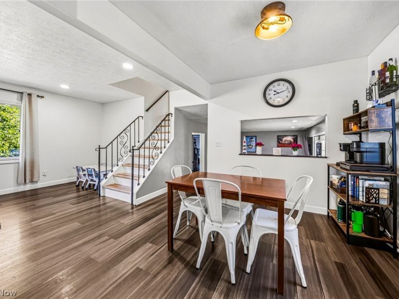 38102 Parkway Boulevard, Willoughby, OH 44094 Photo 8