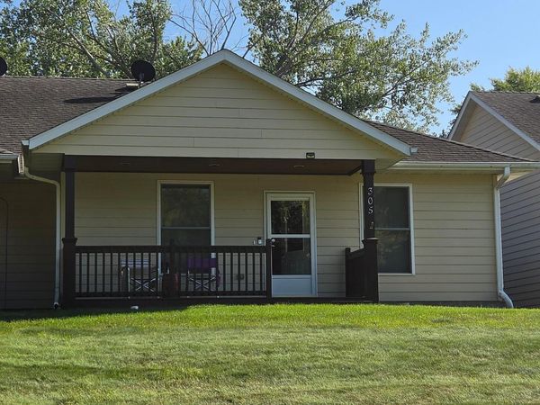305 Maple Avenue, Waverly, MN 55390