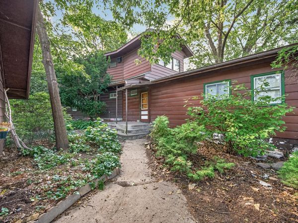 3560 E Medicine Lake Boulevard, Plymouth, MN 55441