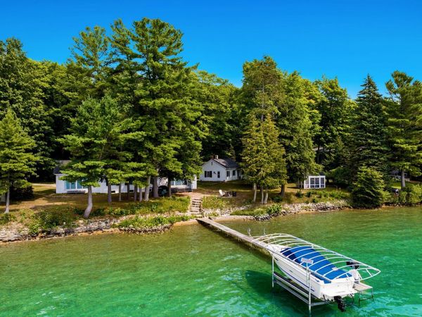 7356 Torch Lake Drive SE, Alden, MI 49612