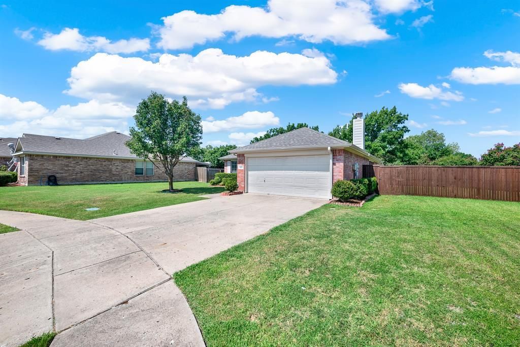 523 Robinwood Road, Wylie, TX 75098 Main Photo
