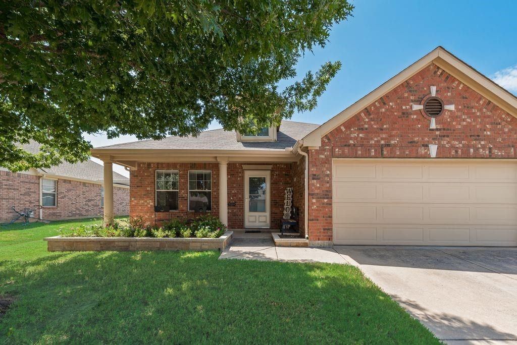 13708 Trail Break Drive, Fort Worth, TX 76052 Main Photo