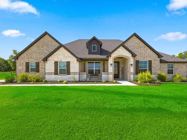 3525 Lariat Trail, Van Alstyne, TX 75495