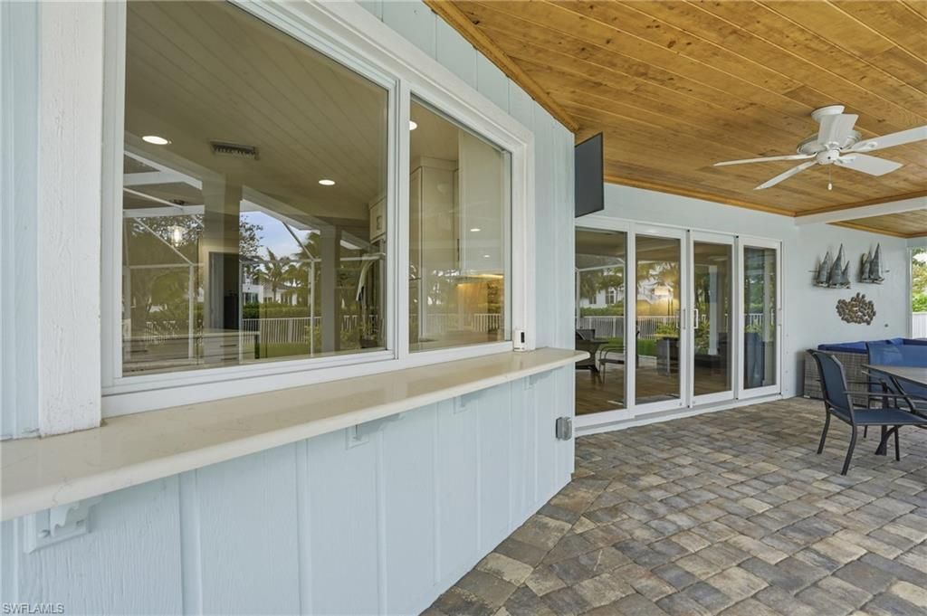 1590 Sandpiper St , Naples, FL 34102 Photo