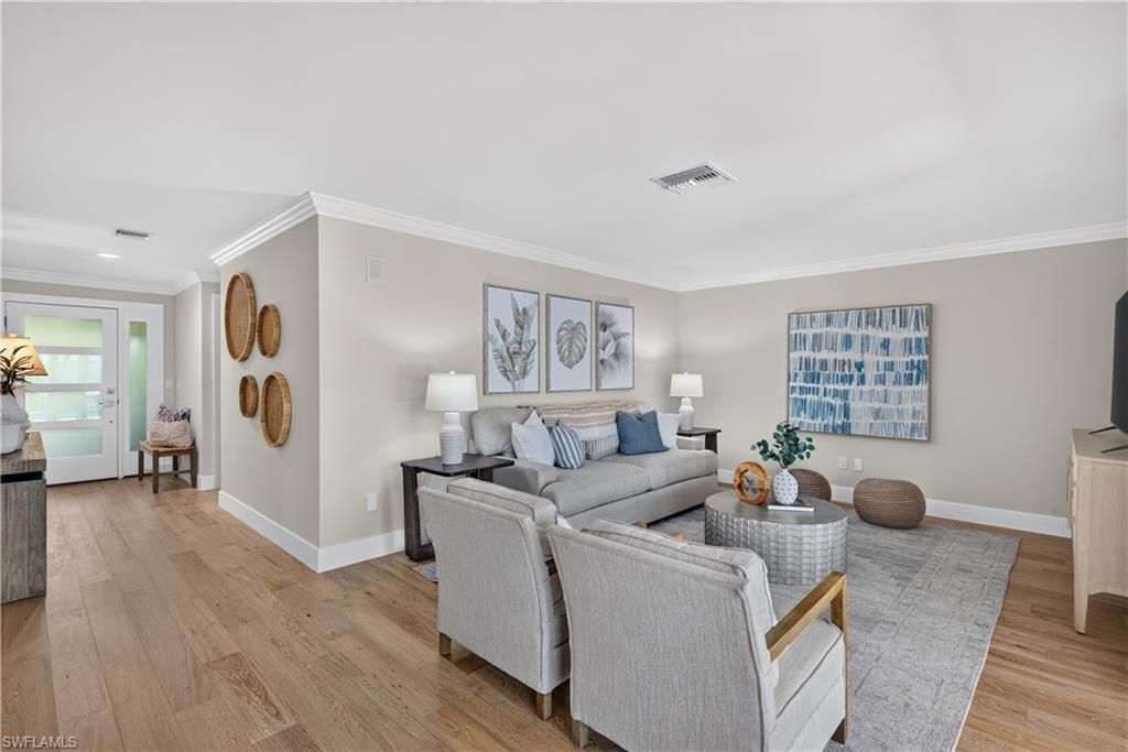1590 Sandpiper St , Naples, FL 34102 Photo