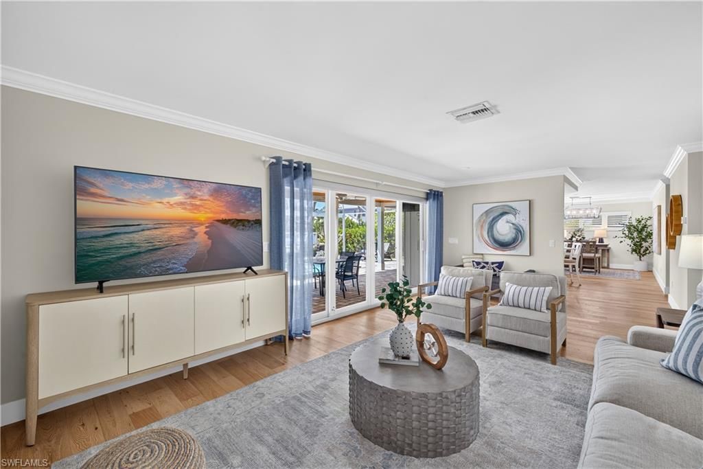 1590 Sandpiper St , Naples, FL 34102 Photo