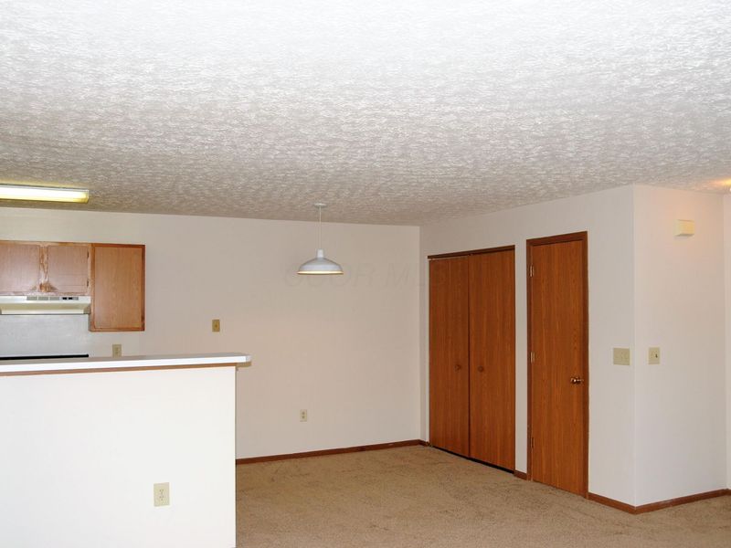5561 Cedar Spring , Columbus, OH 43228 Photo 5