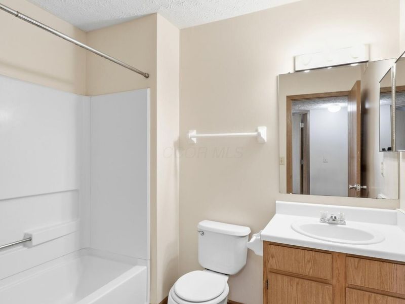 5561 Cedar Spring , Columbus, OH 43228 Photo 7