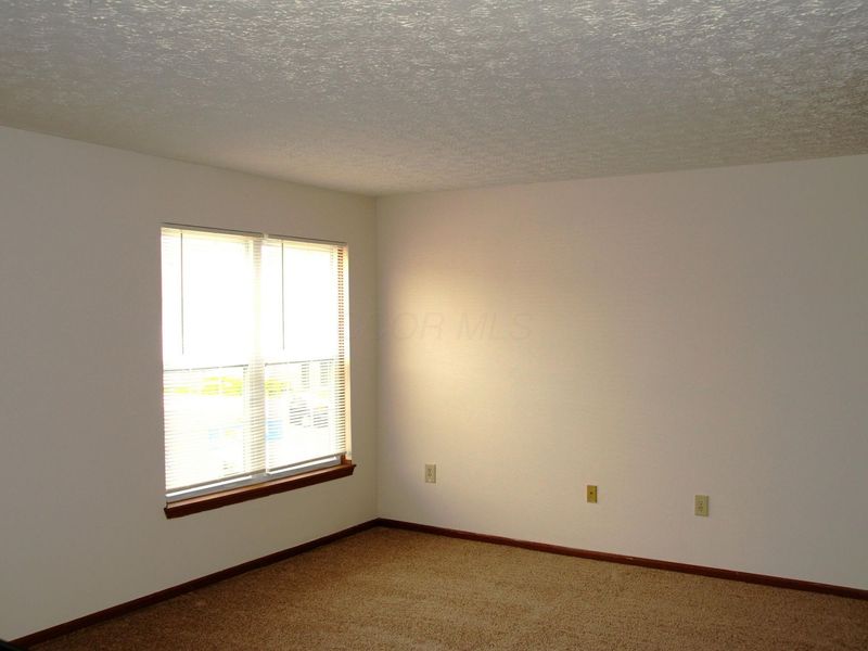 5561 Cedar Spring , Columbus, OH 43228 Photo 8