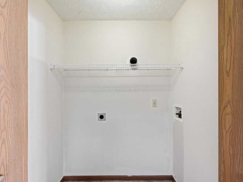 5561 Cedar Spring , Columbus, OH 43228 Photo 9