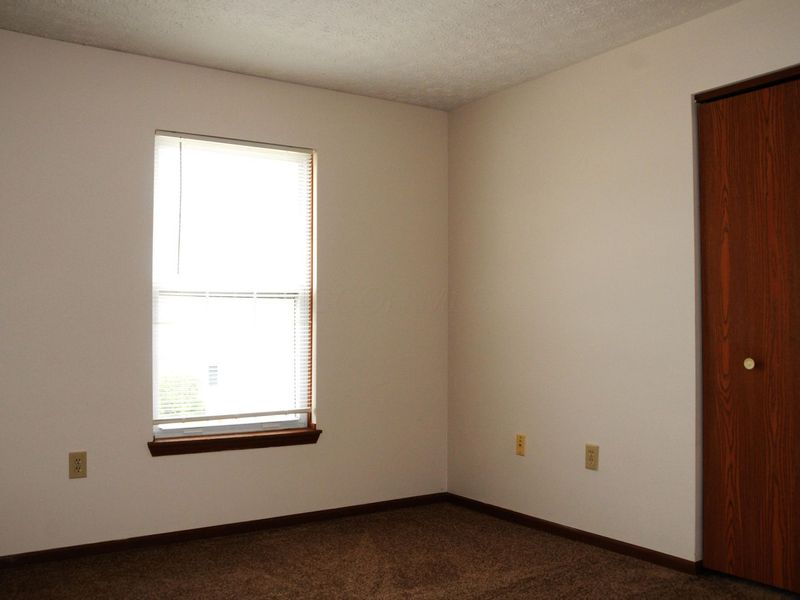 5561 Cedar Spring , Columbus, OH 43228 Photo 9